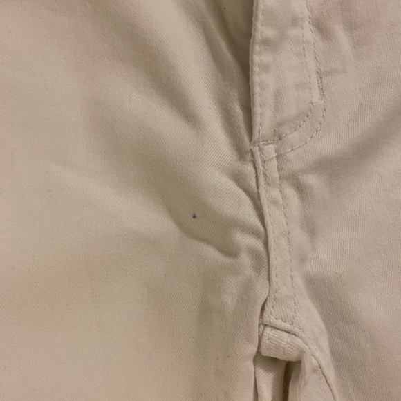 Refuge White Stretchy Cropped Jeans - Picture 8 of 10